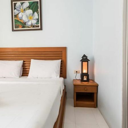 Simply Hotel Bãi biển Kata Ngoại thất bức ảnh