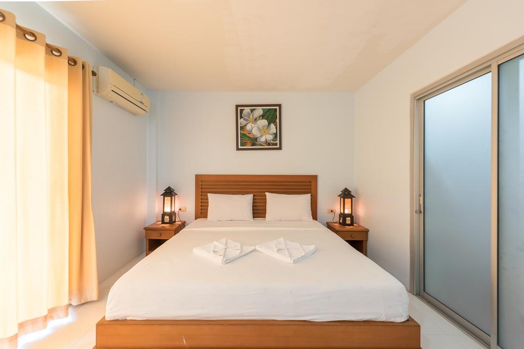 Simply Hotel Bãi biển Kata Ngoại thất bức ảnh