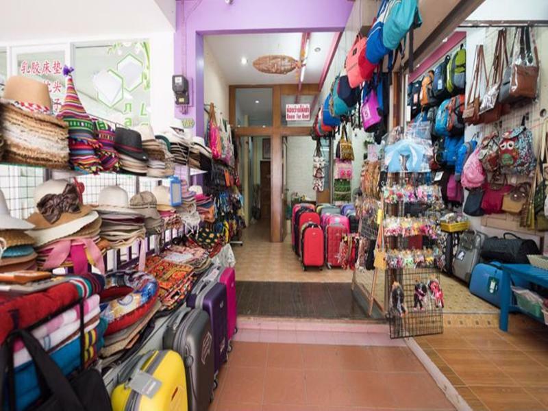 Simply Hotel Bãi biển Kata Ngoại thất bức ảnh