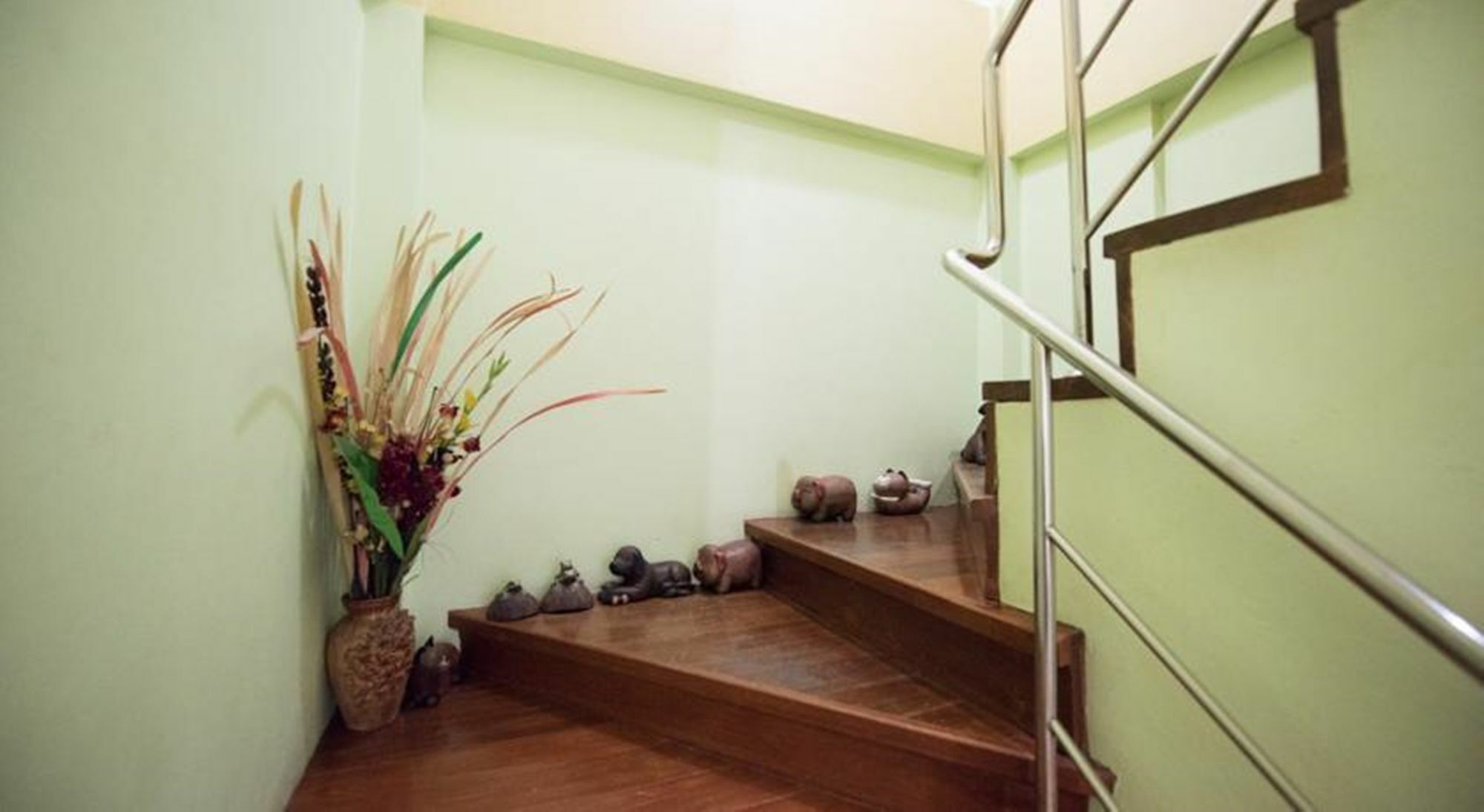 Simply Hotel Bãi biển Kata Ngoại thất bức ảnh